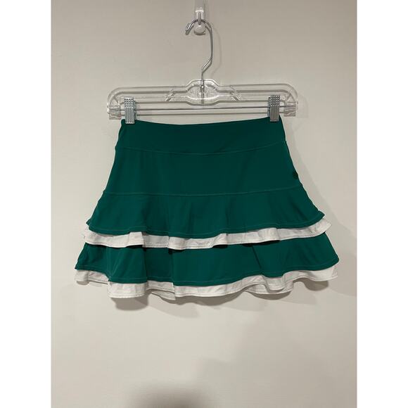 Lilly Pulitzer Luxletic Zela Skort Tiered Evergreen Resort White XXS - Picture 3 of 8